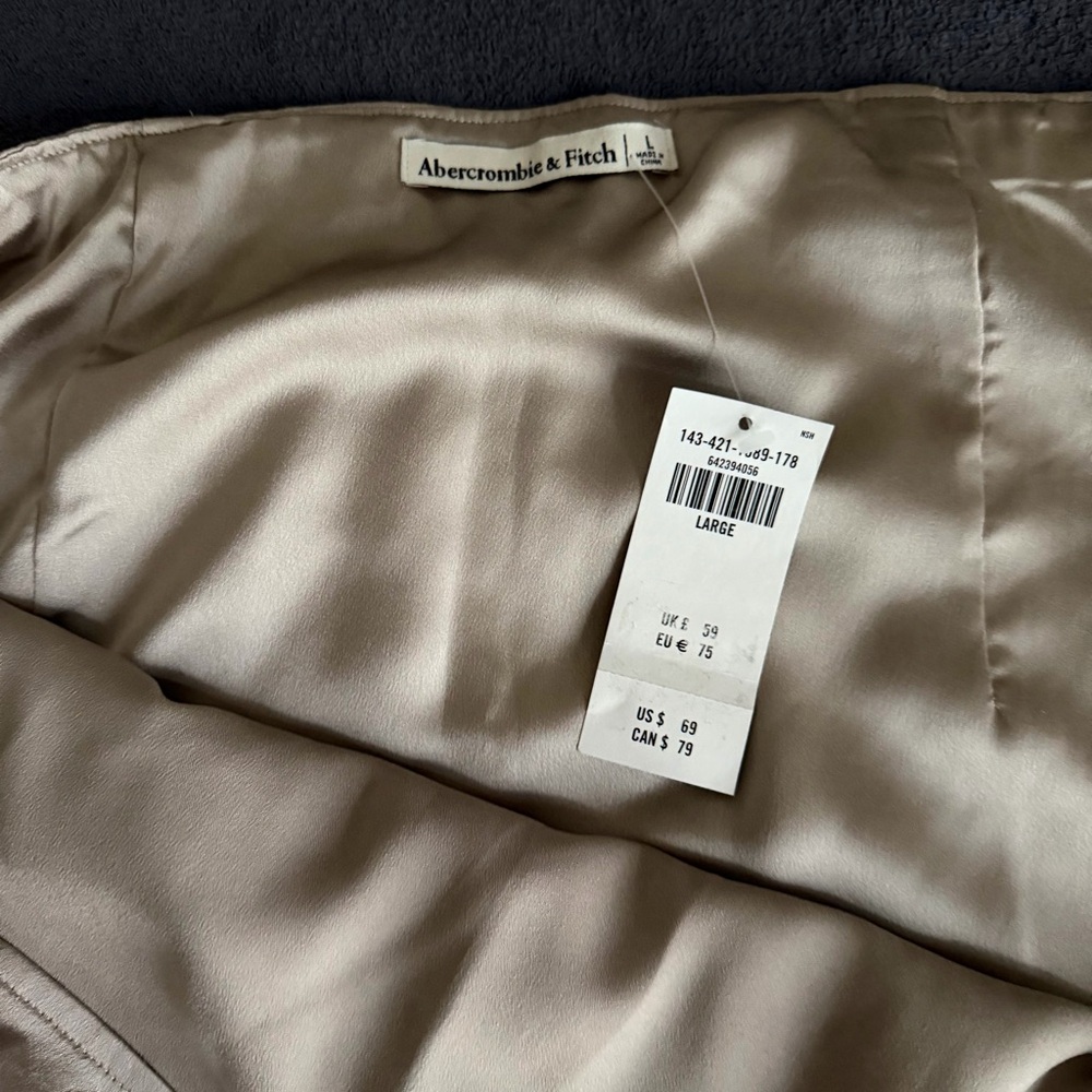 Abercrombie & Fitch satin midi skirt with slit - Picture 5 of 6
